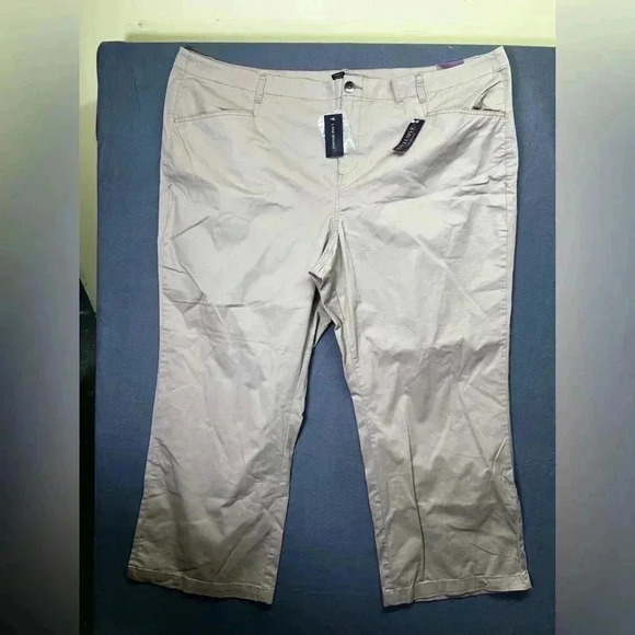 Lane Bryant NWT Khaki Trouser Womens 28 Plus size Work casual Career 0786 - Picture 1 of 10